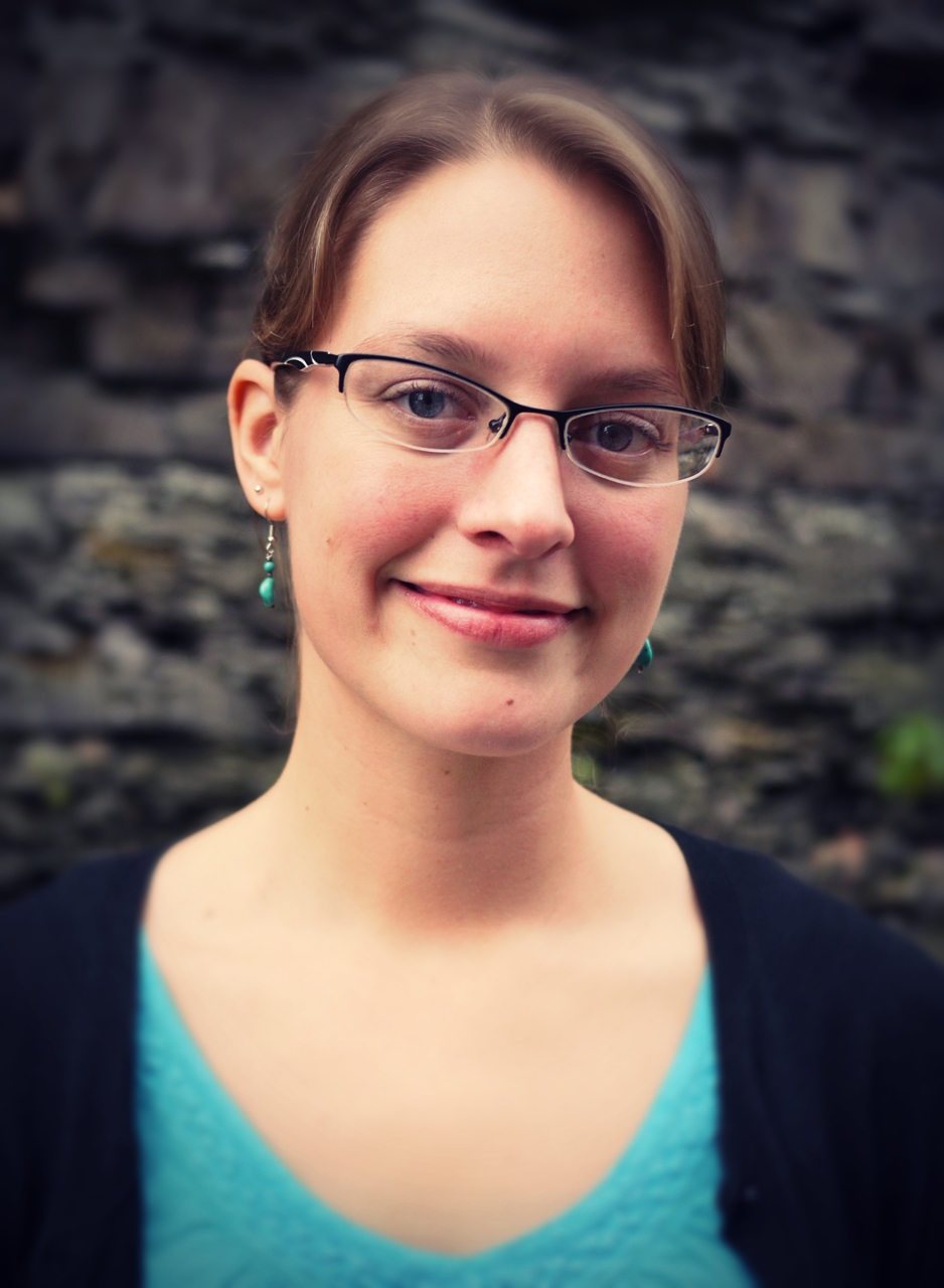 Portrait of Jennifer Blesh, Ph.D., smiling outdoors